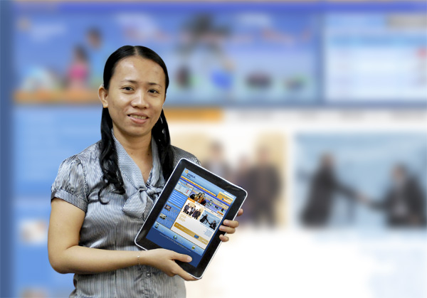Chúc mừng Khách hàng trúng giải đặc biệt iPad Wifi 16Gb - Chương trình "Lướt Web Đông Á cùng iPad sành điệu"